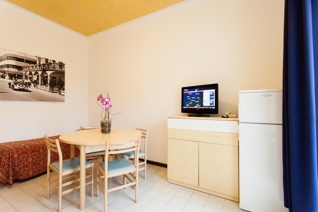 Residence Marina Lido di Jesolo Eksteriør billede
