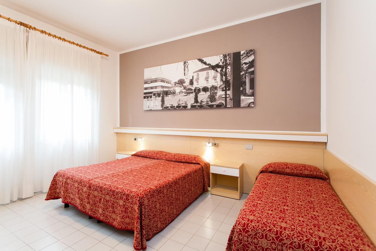 Residence Marina Lido di Jesolo Eksteriør billede