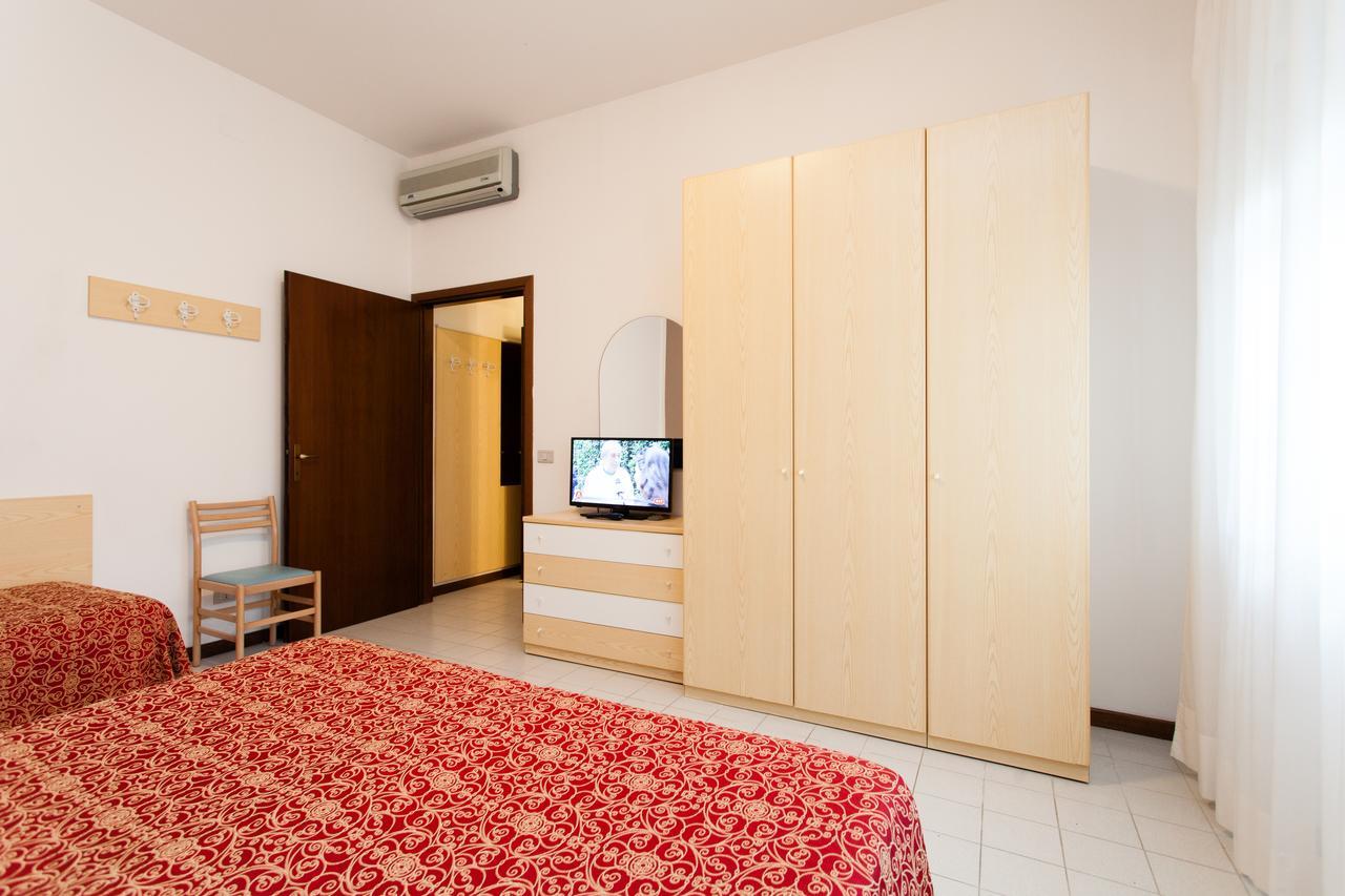 Residence Marina Lido di Jesolo Eksteriør billede