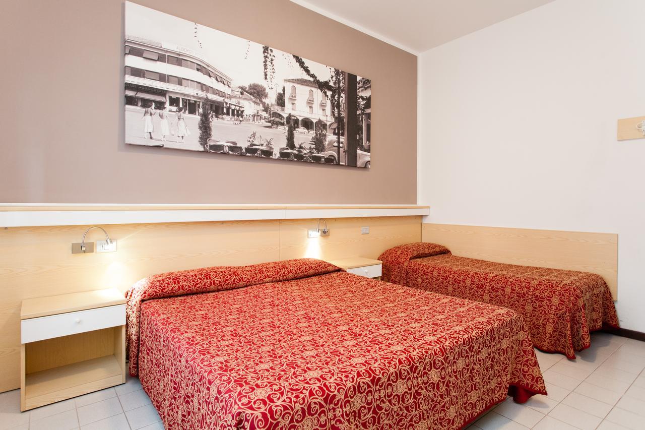 Residence Marina Lido di Jesolo Eksteriør billede
